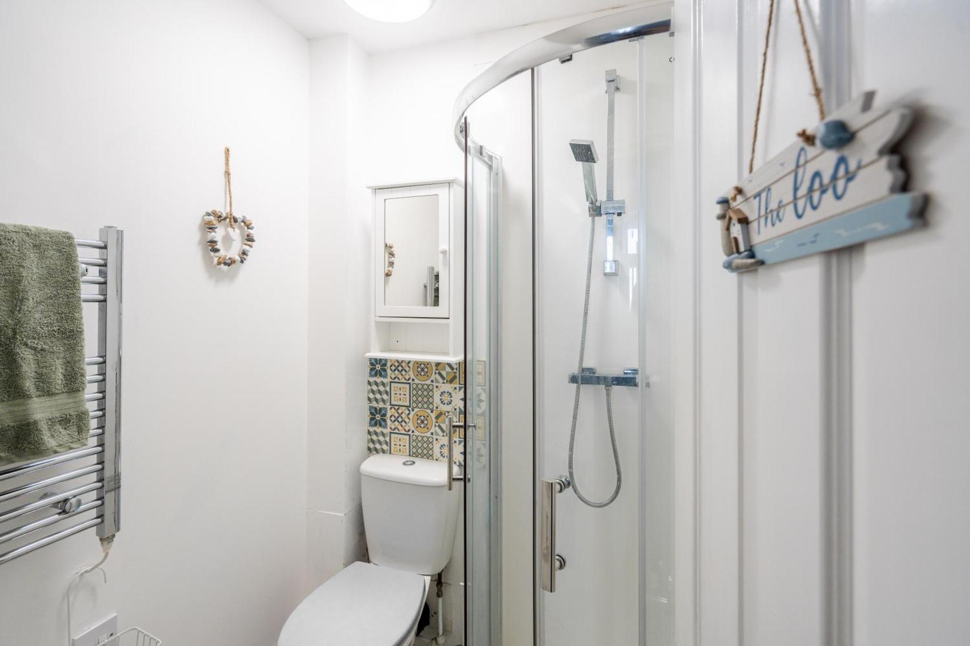 Swiss Haven - Spacious 3 Bedroom House Liverpool Kültér fotó